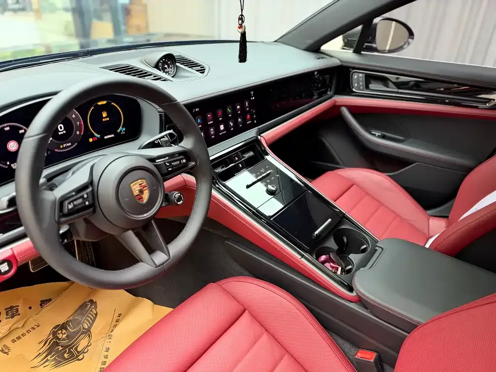 Porsche Panamera — фото 10