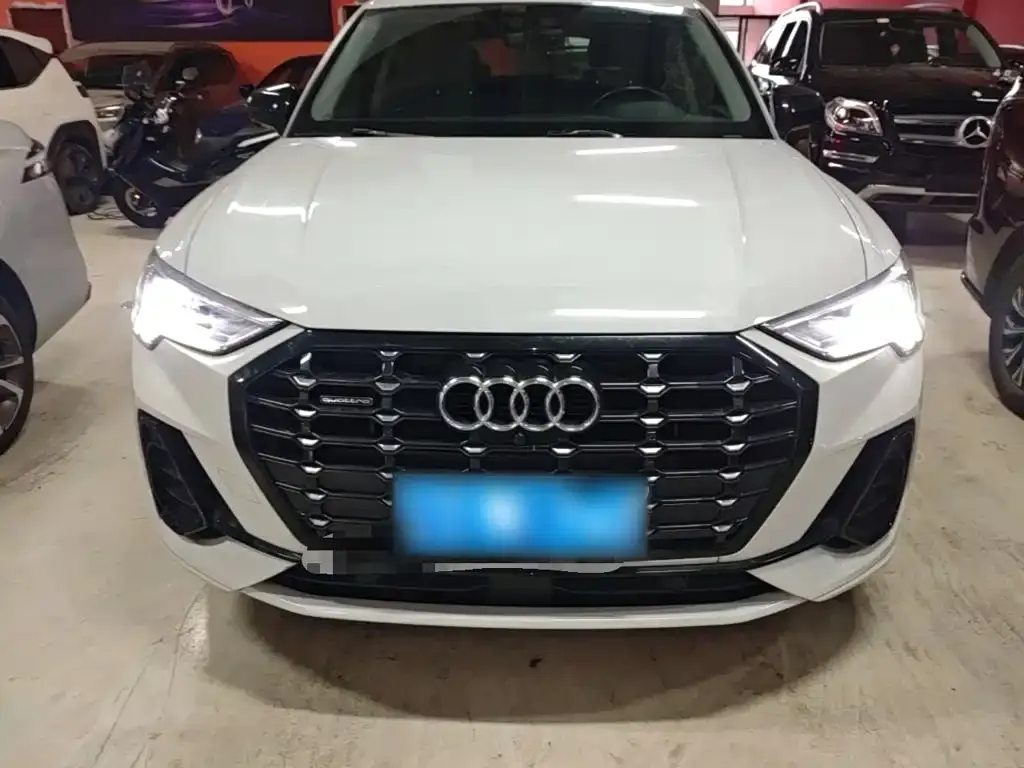 Audi Q3 — фото 4