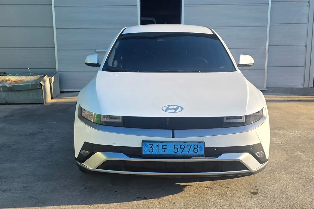 Hyundai Ioniq5 — фото 1