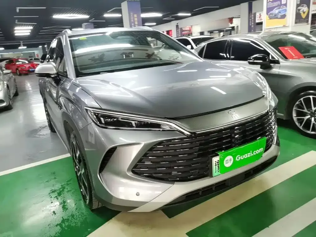 BYD L DM-i — фото 8
