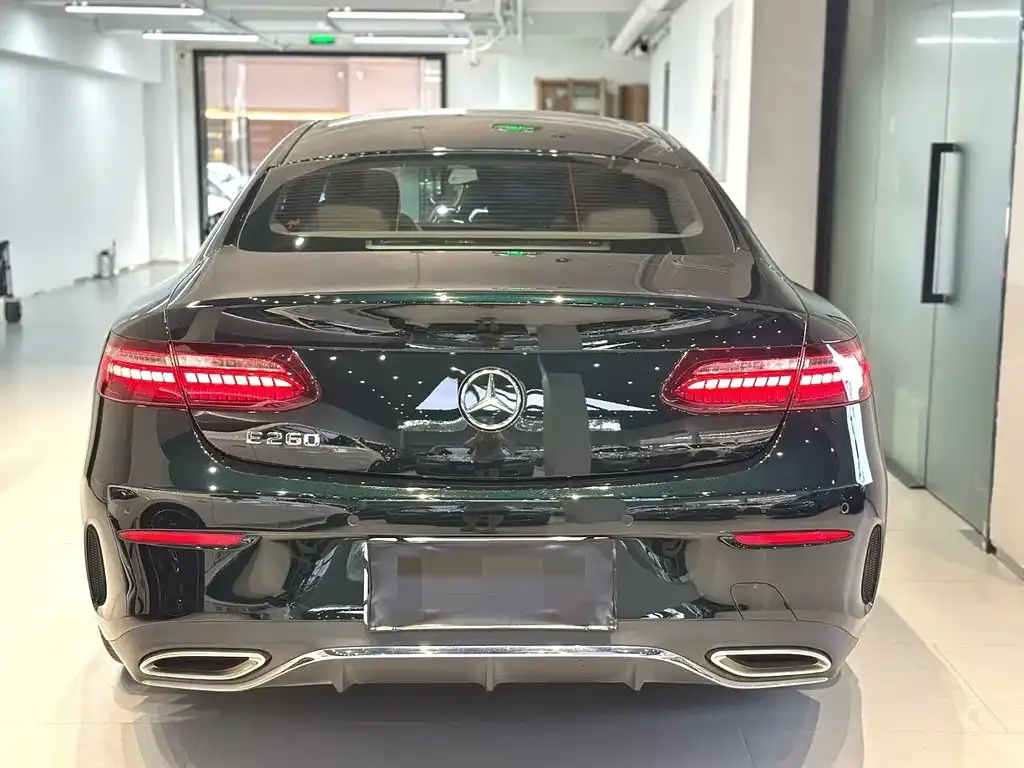 Mercedes-Benz E-Class (Import) — фото 3
