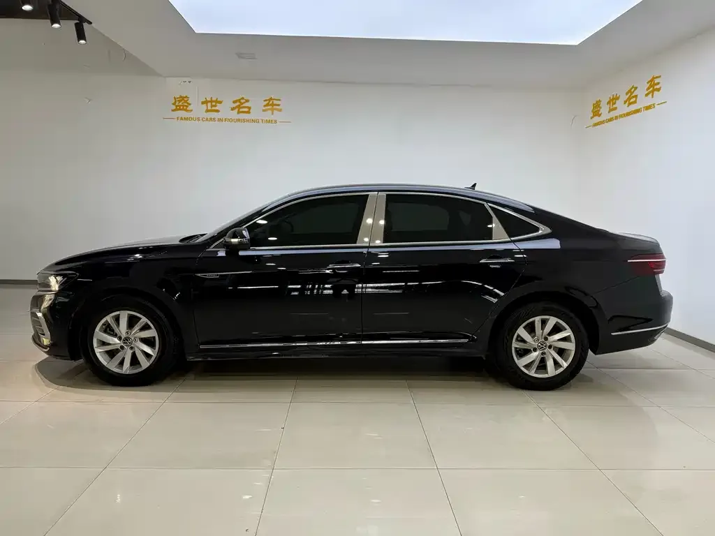 Volkswagen Passat — фото 3