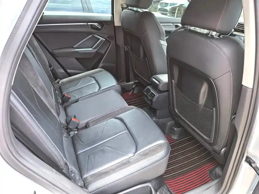 Audi Q3 Sportback — фото 3
