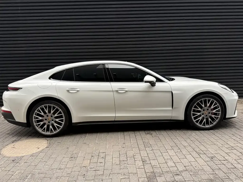 Porsche Panamera — фото 9