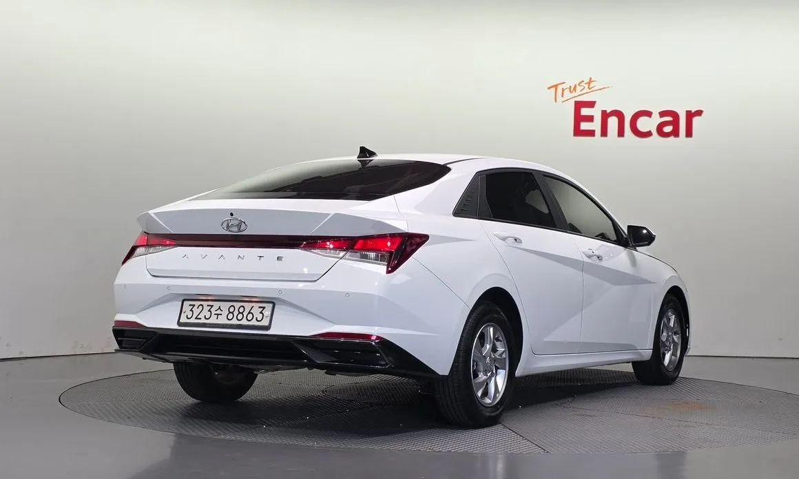 Hyundai AVANTE — фото 5