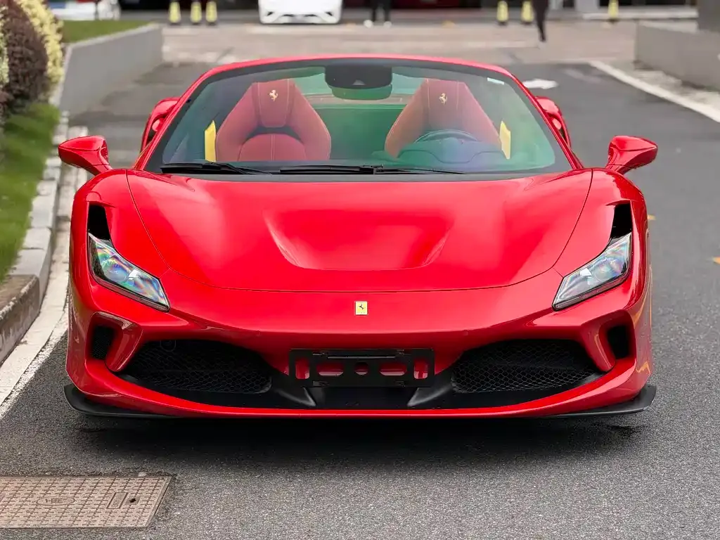 Ferrari F8 — фото 1