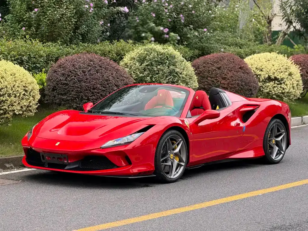 Ferrari F8 — фото 9