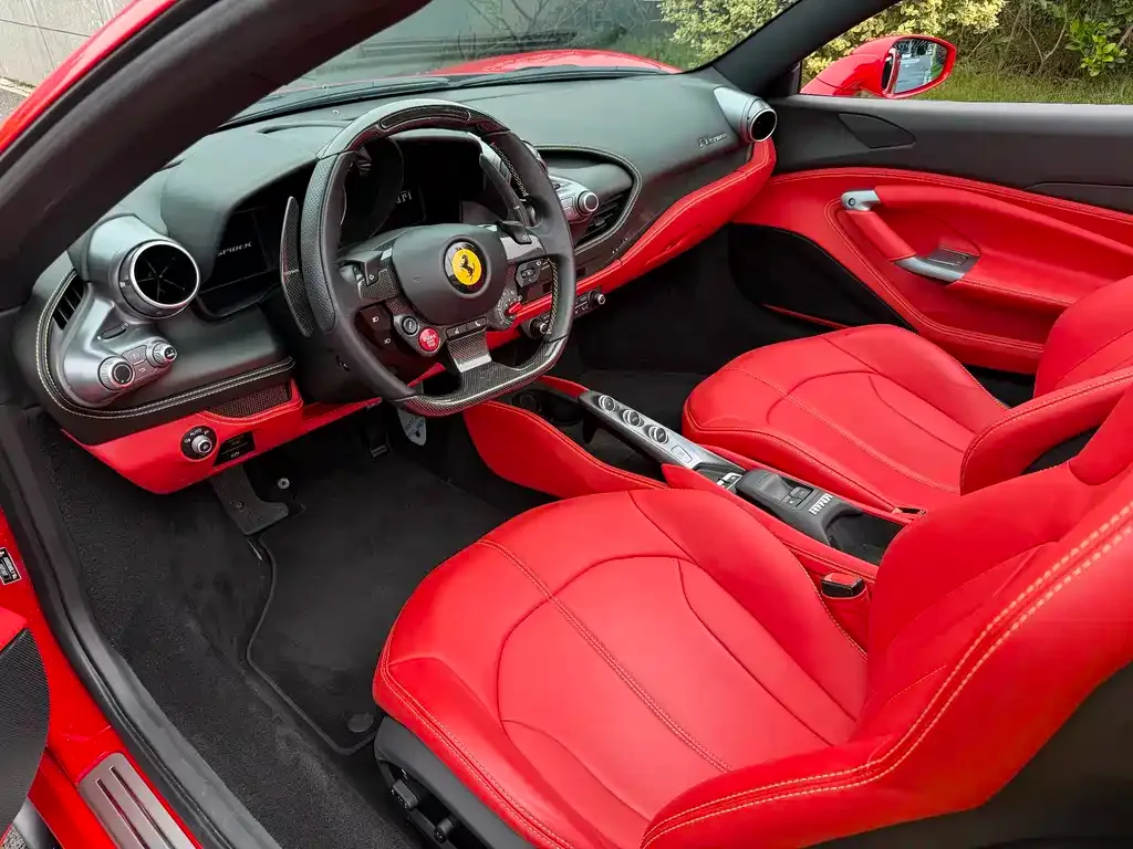 Ferrari F8 — фото 3