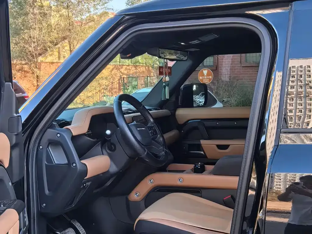 Land Rover Defender — фото 2