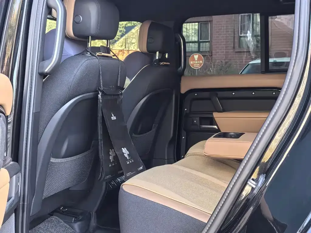 Land Rover Defender — фото 5