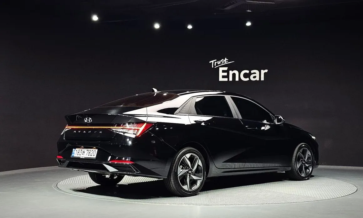 Hyundai AVANTE — фото 3