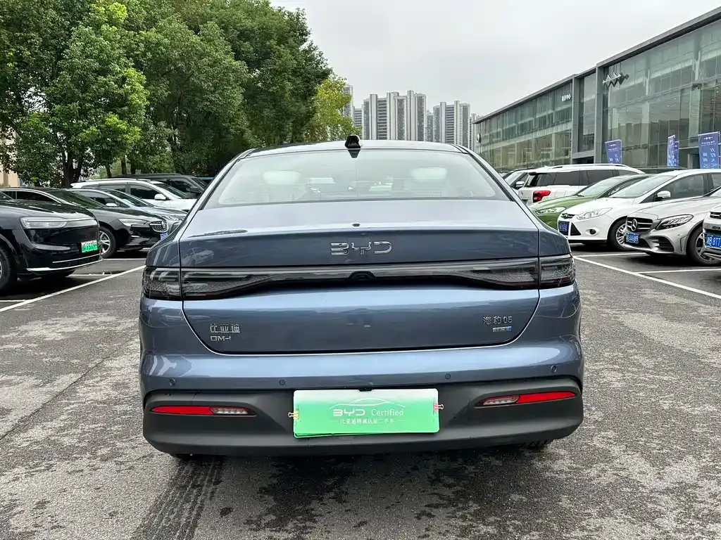 BYD Seal 05 DM-i — фото 9
