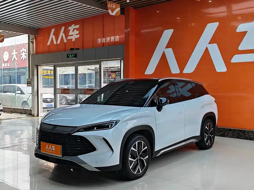 BYD L DM-i — фото 1