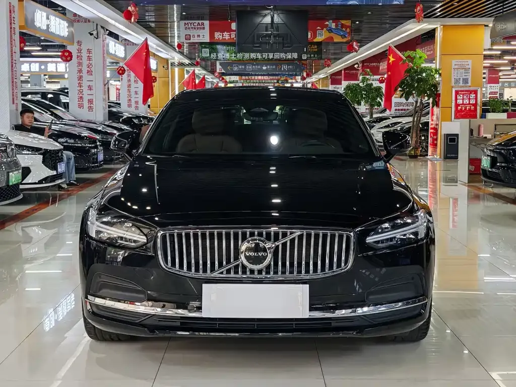 Volvo S90 — фото 8