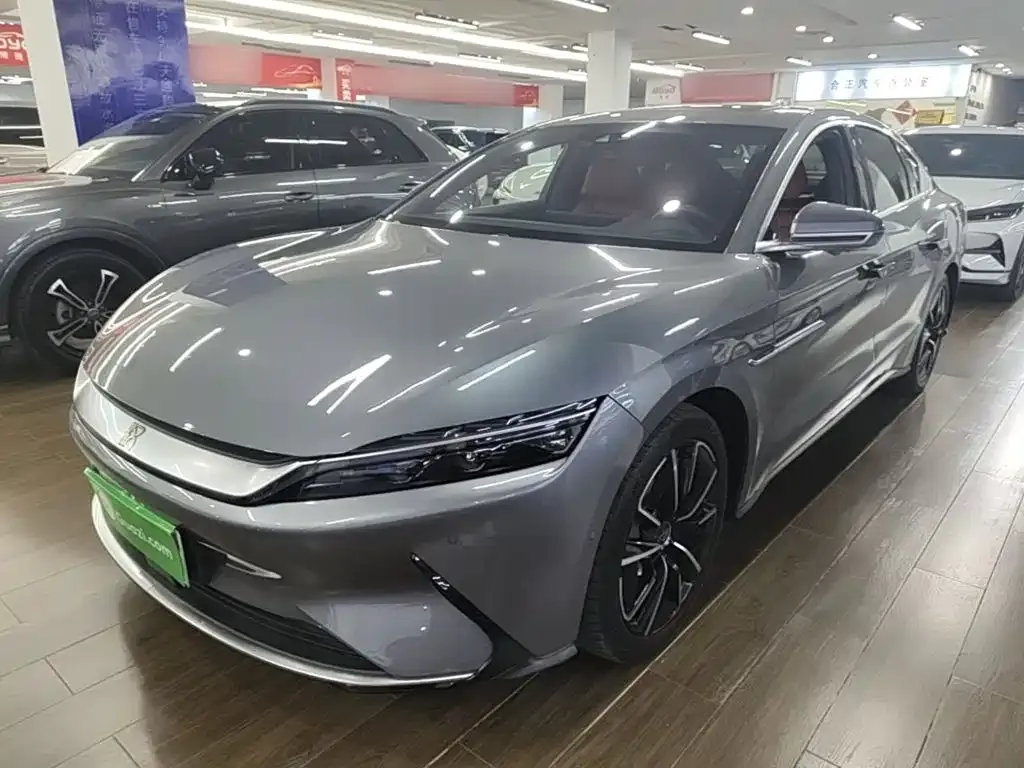BYD Han — фото 1