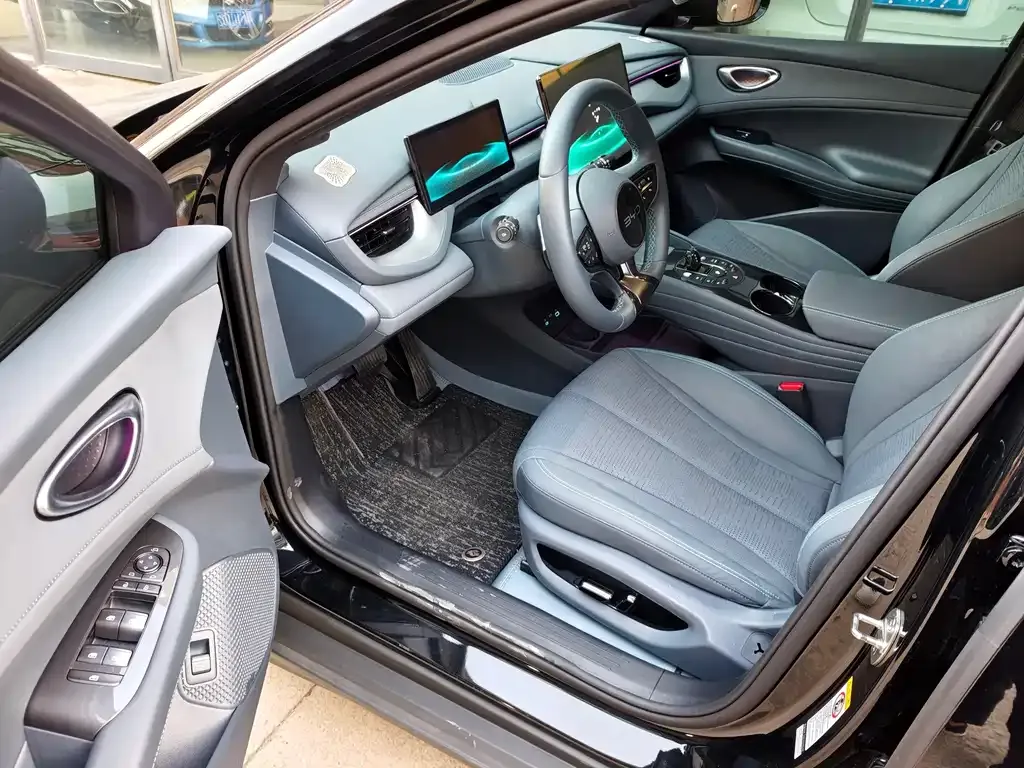 BYD Seal 06GT — фото 8