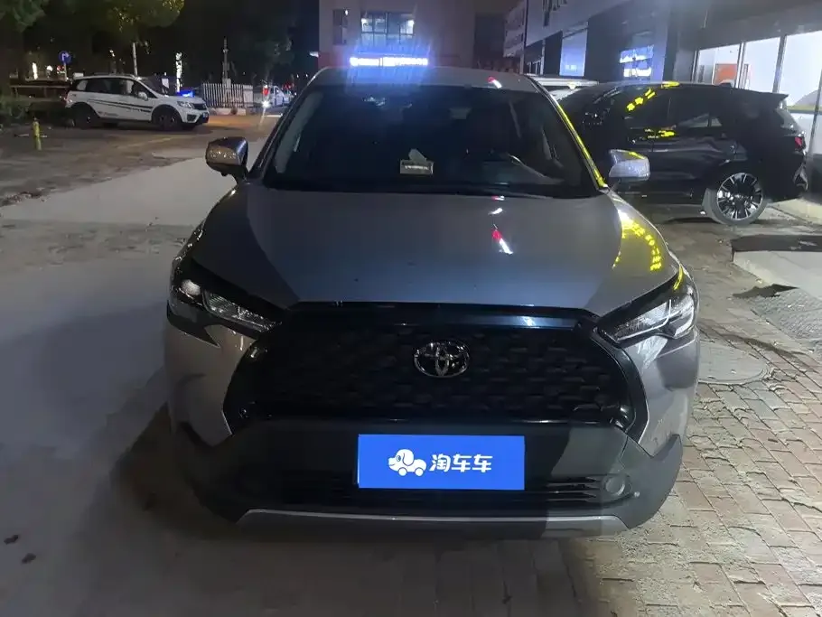 Toyota Corolla Cross — фото 9