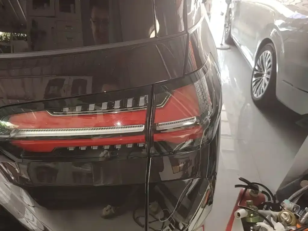 Wuling Xingguang 730 New Energy — фото 3