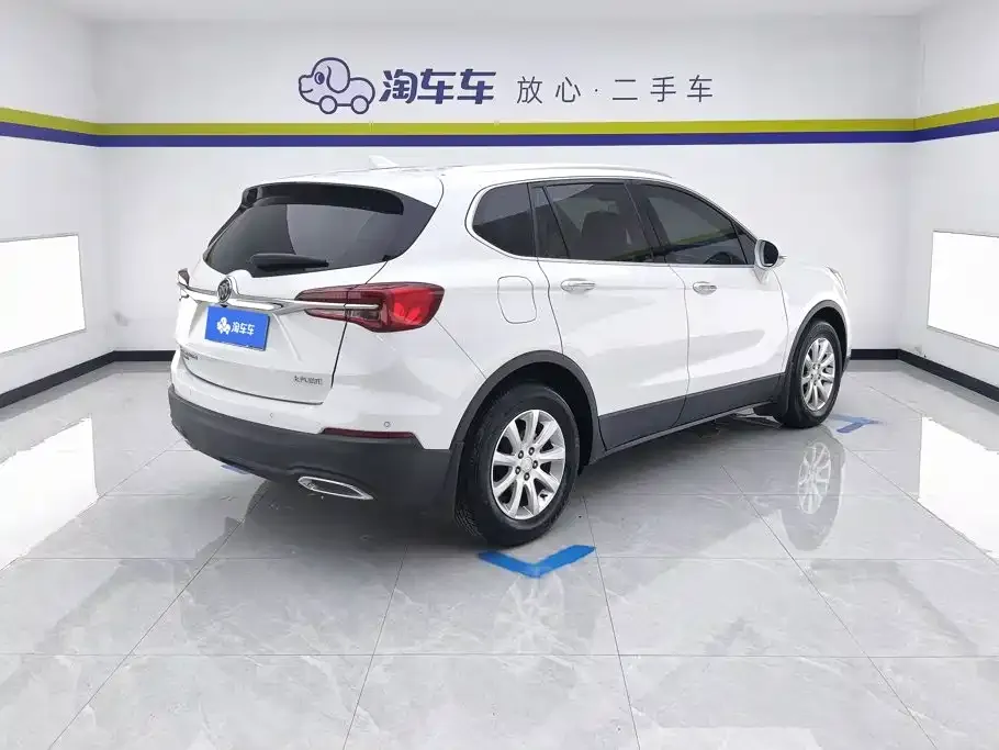 Buick Envision Plus — фото 9