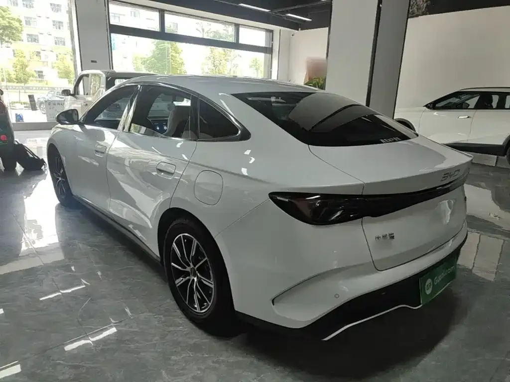 BYD Seal 06 — фото 10