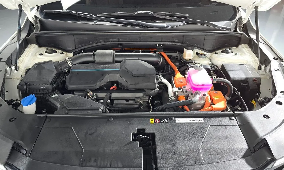 Kia Sorento — фото 7
