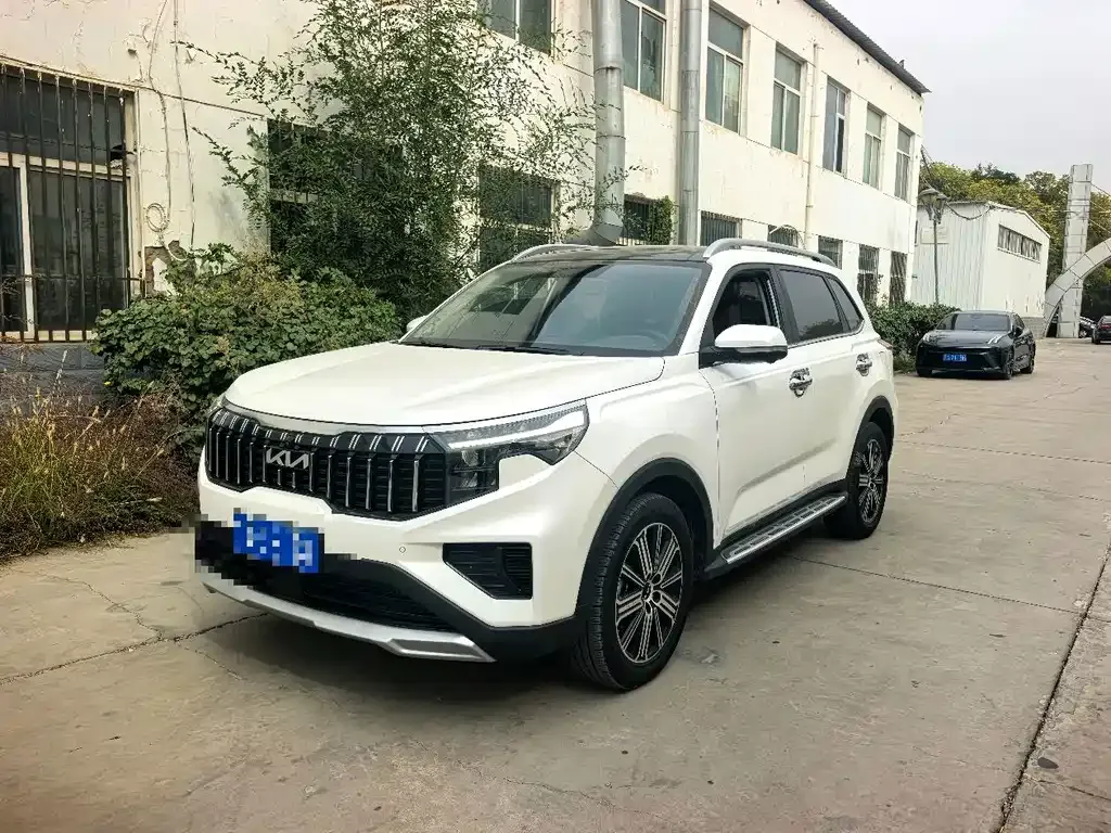 Kia Sportage — фото 1