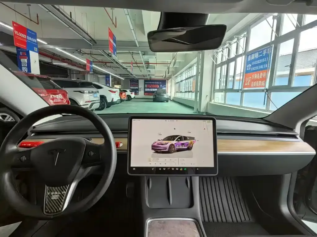 Tesla Model 3 — фото 3