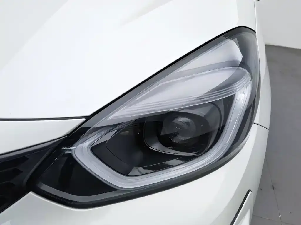 Honda Fit — фото 9
