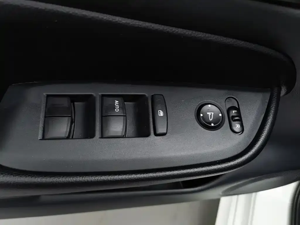 Honda Fit — фото 3