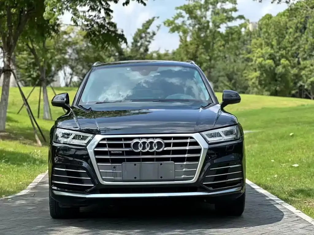 Audi Q5L — фото 4