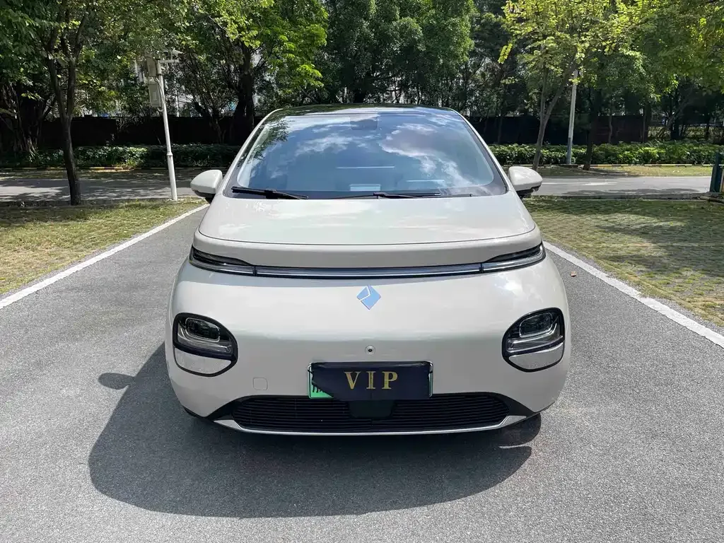 Baojun Yunduo — фото 10