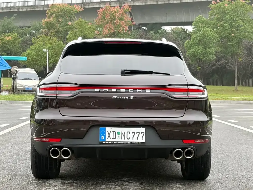 Porsche Macan — фото 7