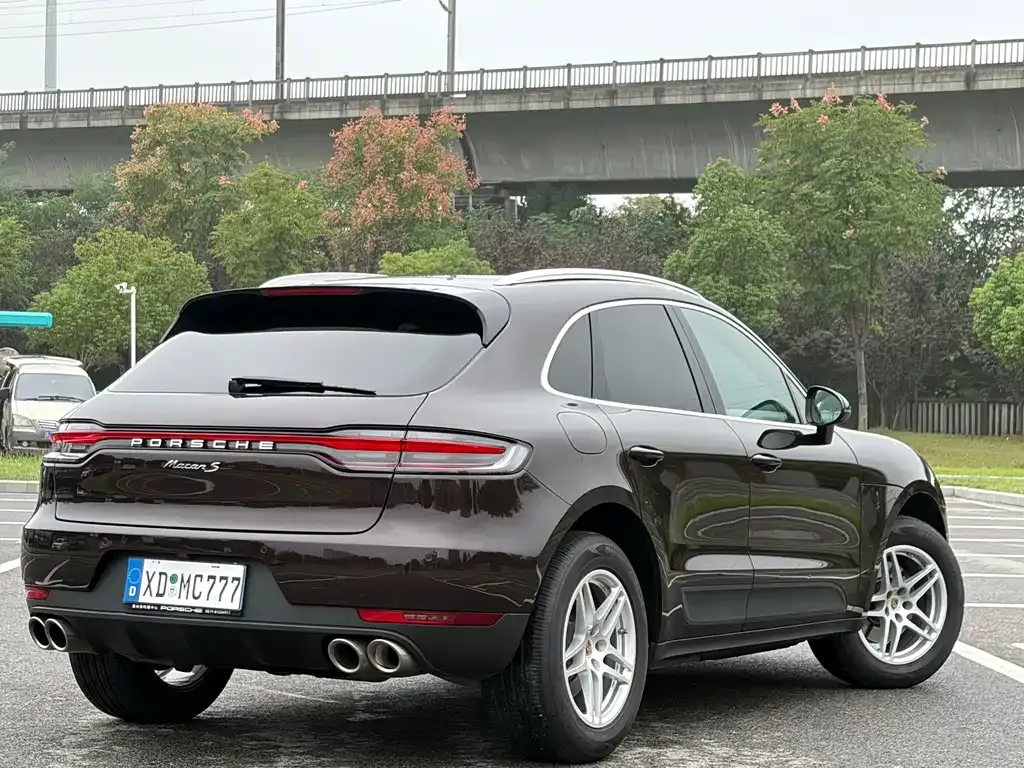 Porsche Macan — фото 8