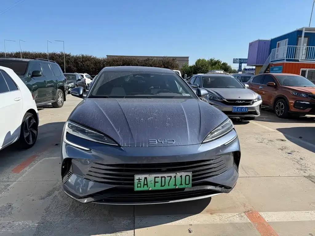 BYD Seal — фото 6