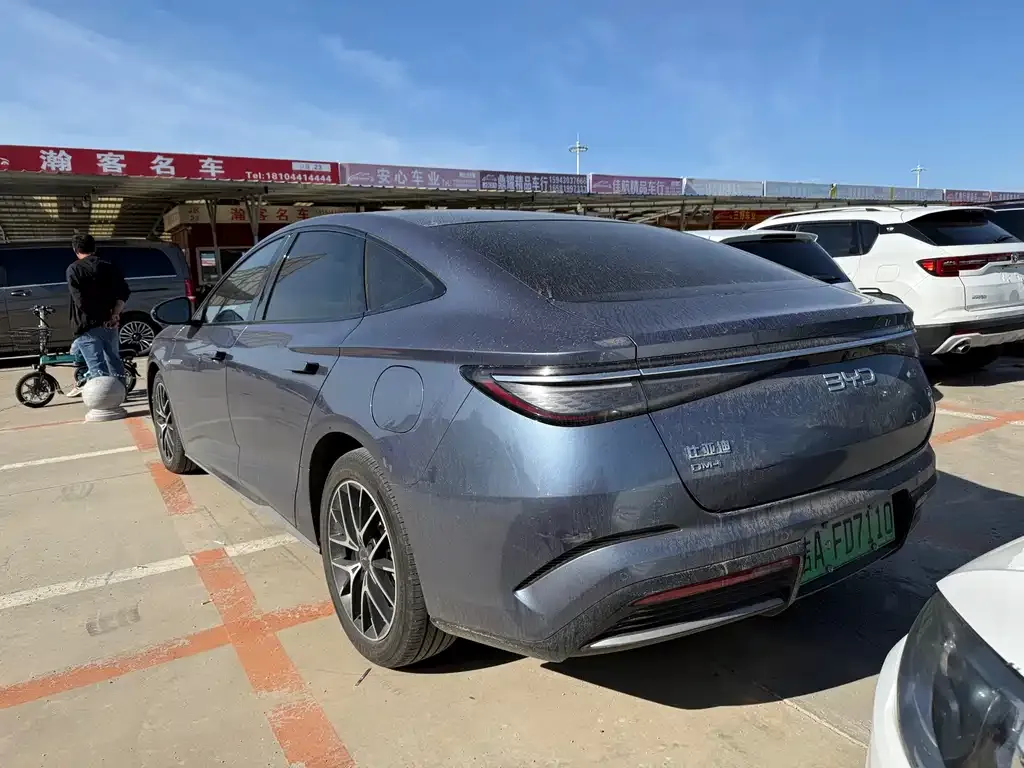 BYD Seal — фото 8