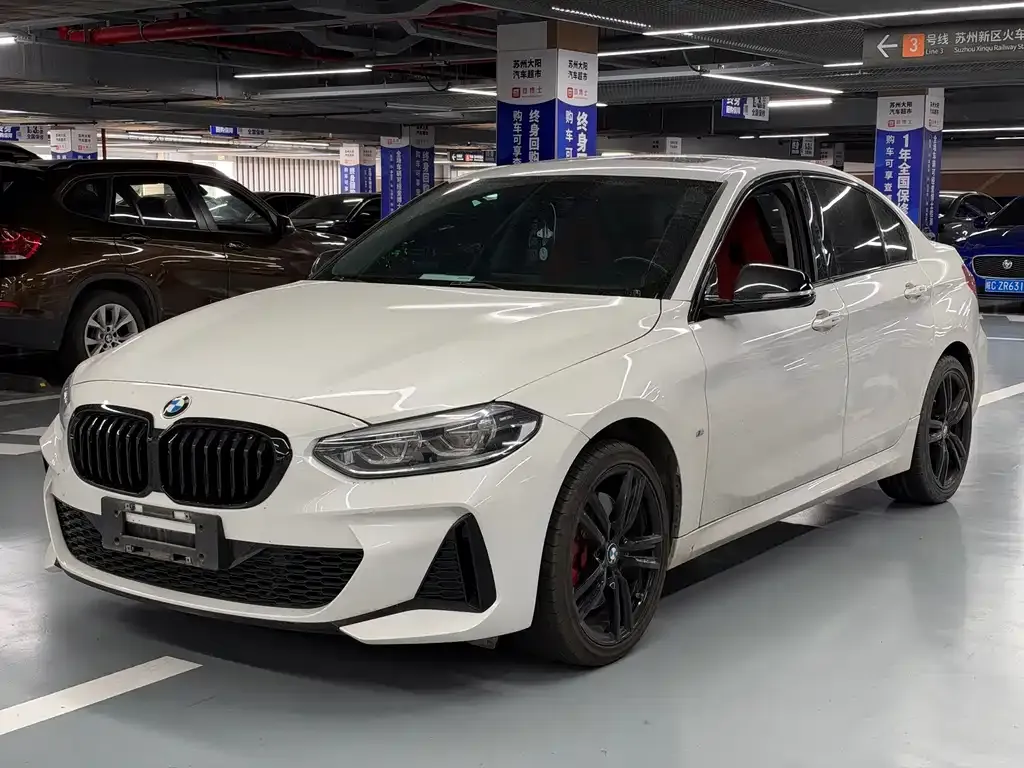 BMW 1 Series — фото 1
