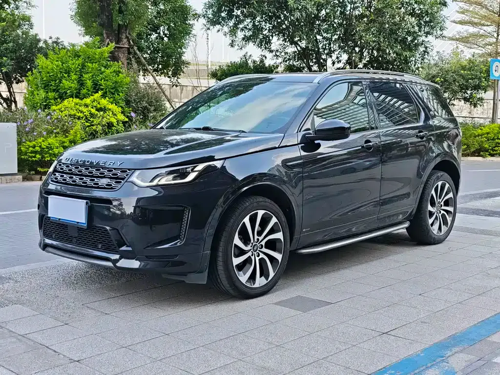 Land Rover Discovery Sport — фото 1