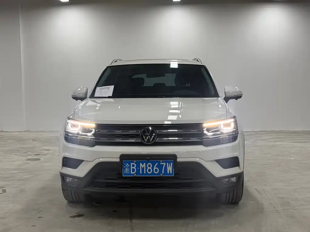 Volkswagen Tharu — фото 2