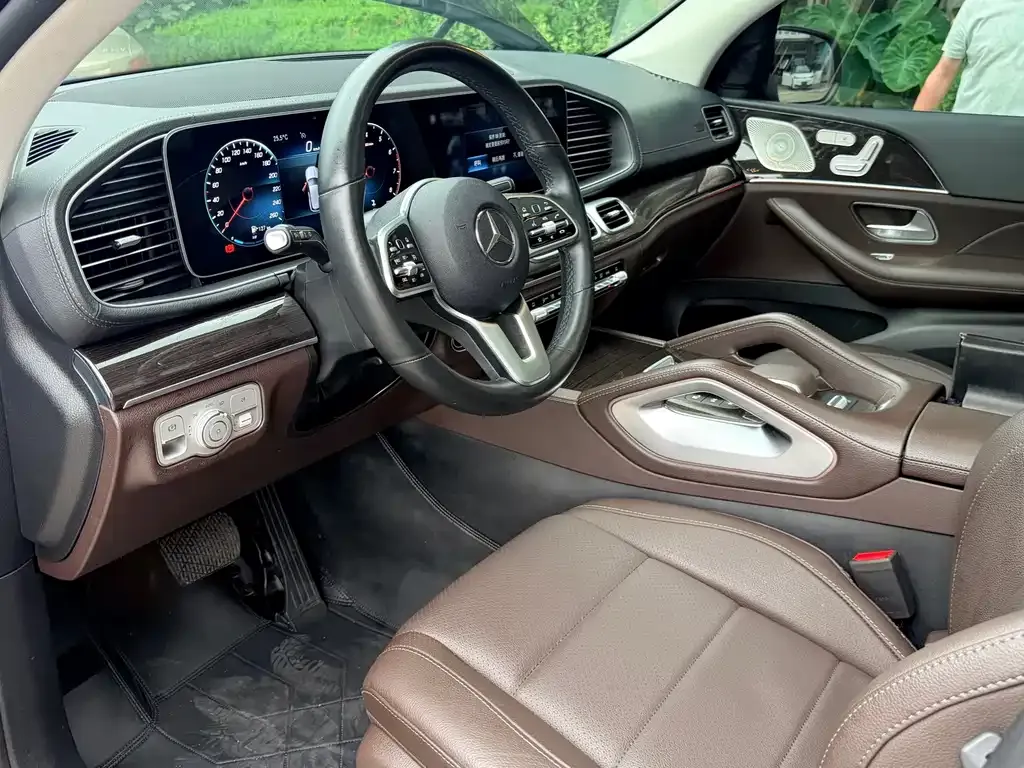 Mercedes-Benz GLE (Import) — фото 9