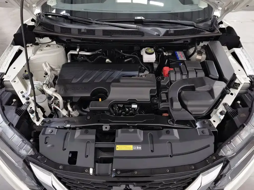 Nissan Qashqai — фото 10