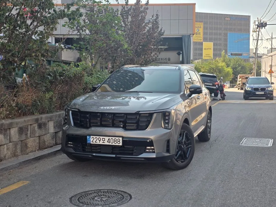 Kia Sorento — фото 1