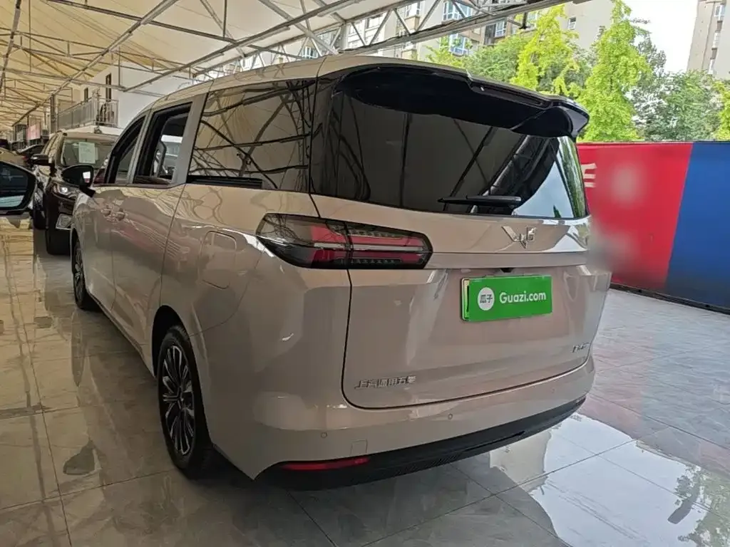 Wuling Xingguang 730 New Energy — фото 8