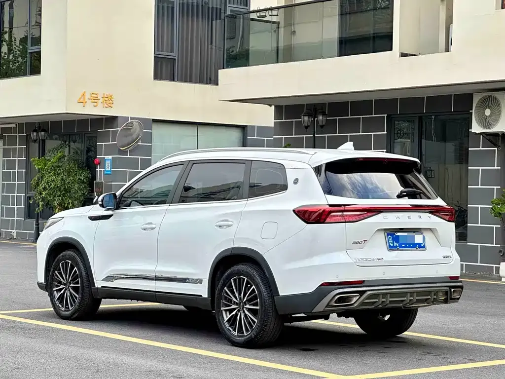 Chery Tiggo 8 PRO — фото 10