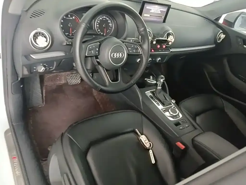 Audi A3 — фото 3