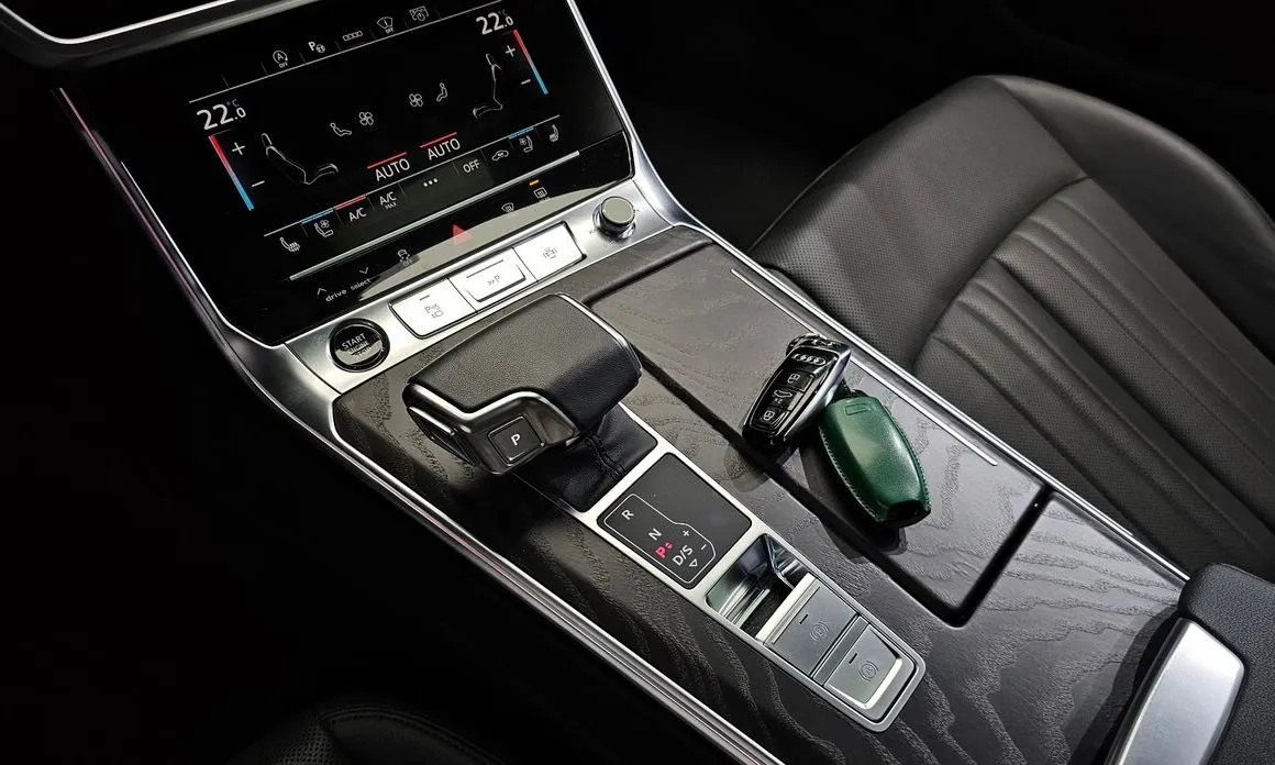 Audi A6 — фото 9