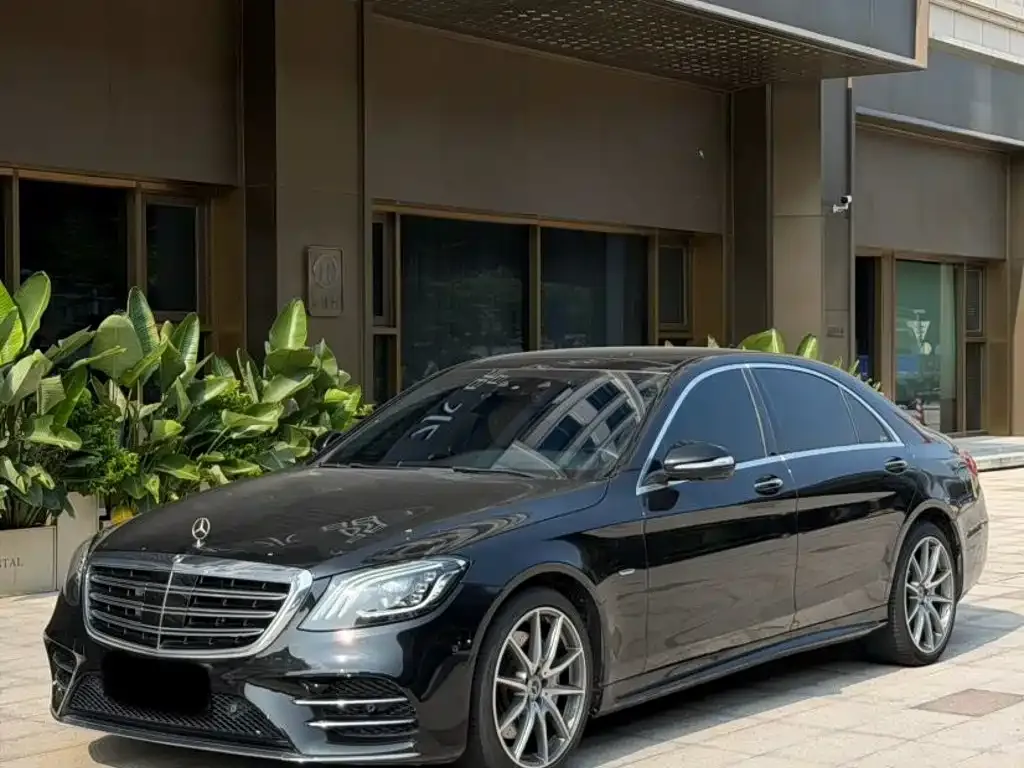 Mercedes-Benz S-Class — фото 1