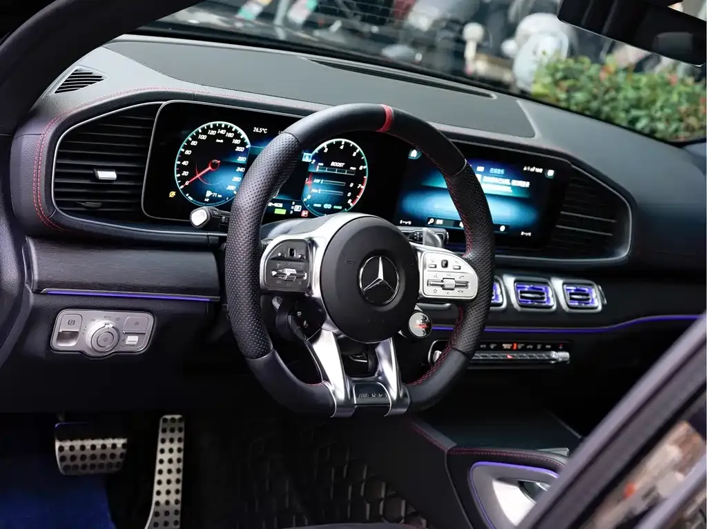 Mercedes-Benz GLE AMG — фото 5