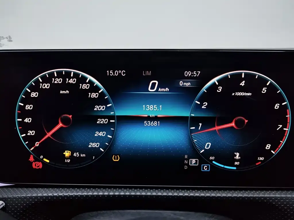 Mercedes-Benz A-Class — фото 10