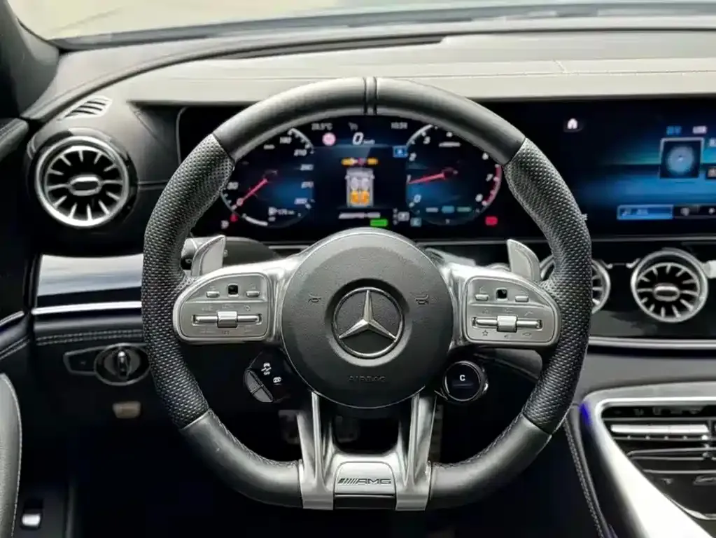 Mercedes-Benz AMG GT — фото 9