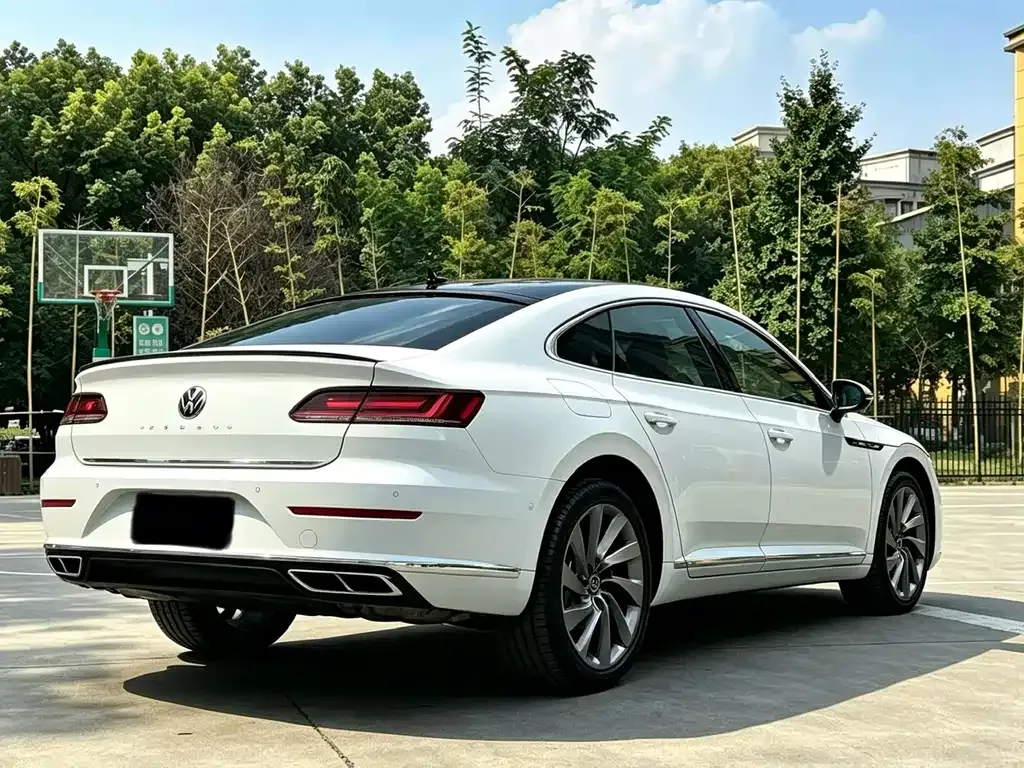 Volkswagen CC — фото 6